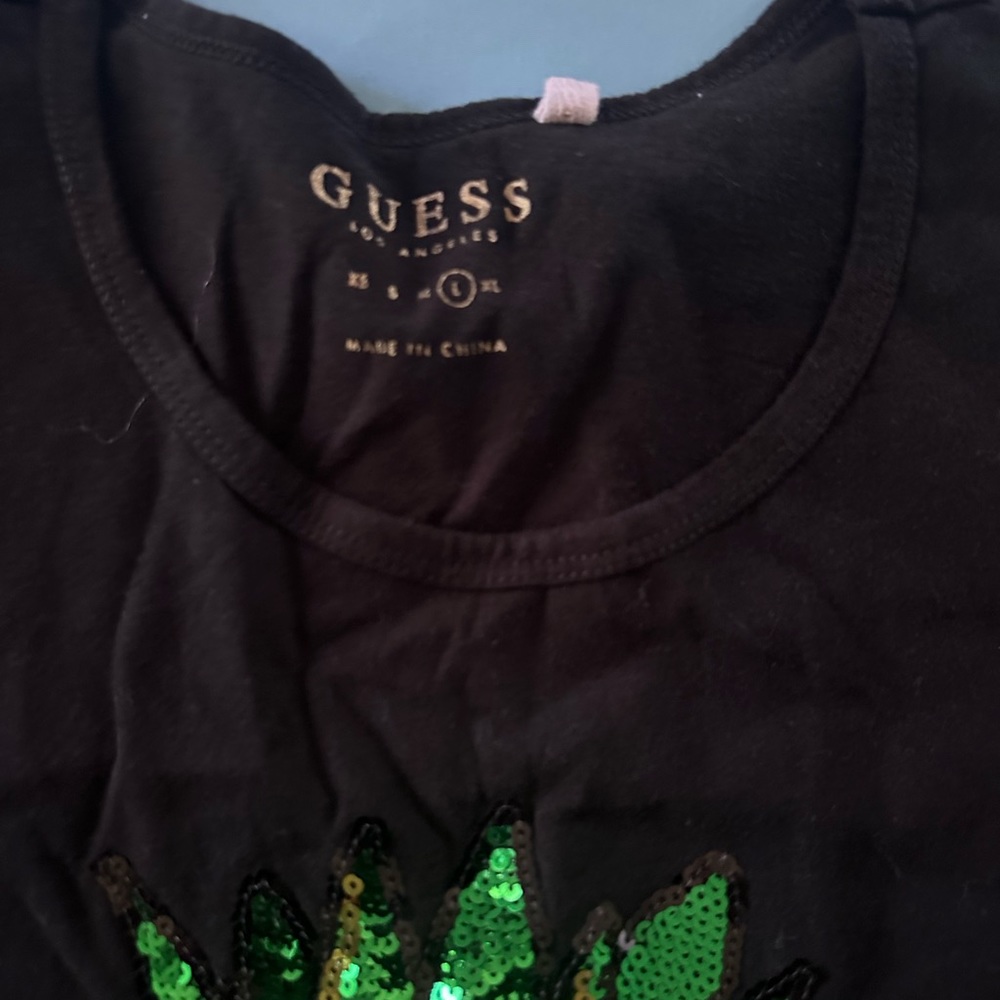 Guess Shirts - Picture 3 of 5